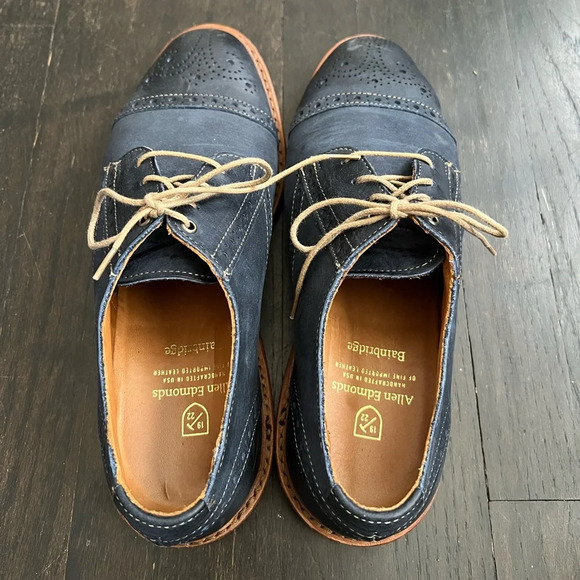 SOLD: Men’s Leather Allen Edmonds Bainbridge Navy Blue Cap Toe Oxfords Mens 7 E - Picture 2 of 9